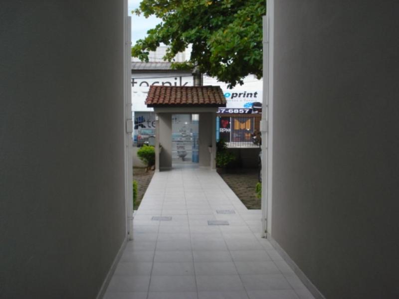 1 Apartment